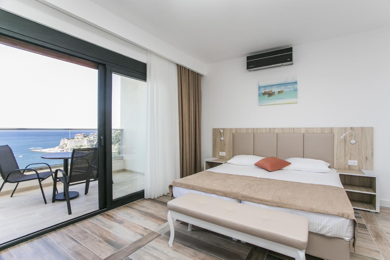 Queen Room Sea View